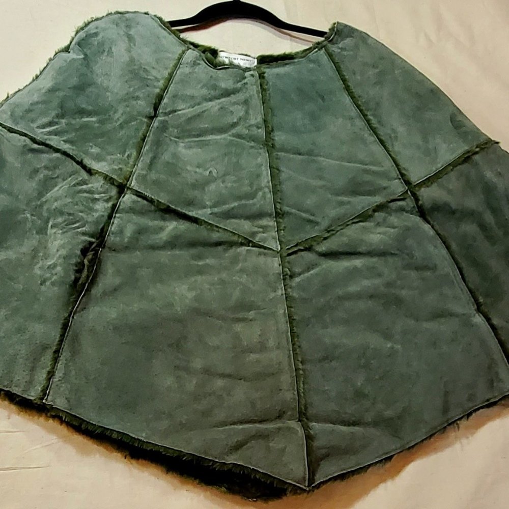 Thick Cozy Faux Fur Lined Vintage Poncho - with pockets - Brand New